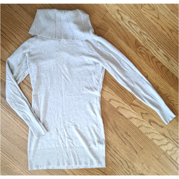 Cyrus Sexy Holiday sweater dress - Picture 5 of 7